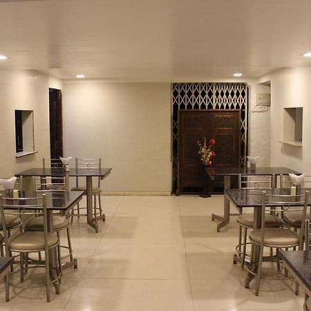 Hotel Rama Executive ماهاباليشوار المظهر الخارجي الصورة