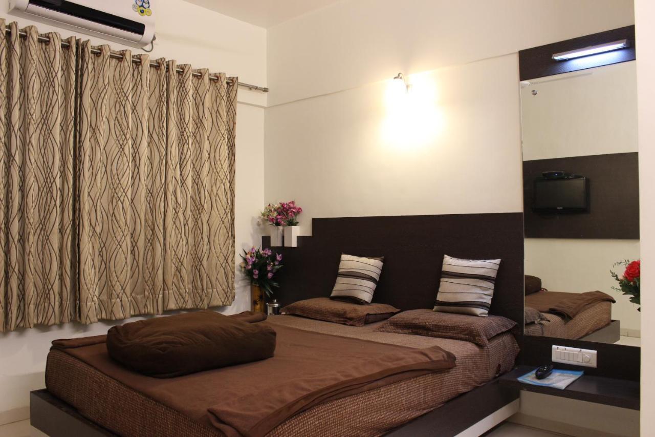 Hotel Rama Executive ماهاباليشوار المظهر الخارجي الصورة