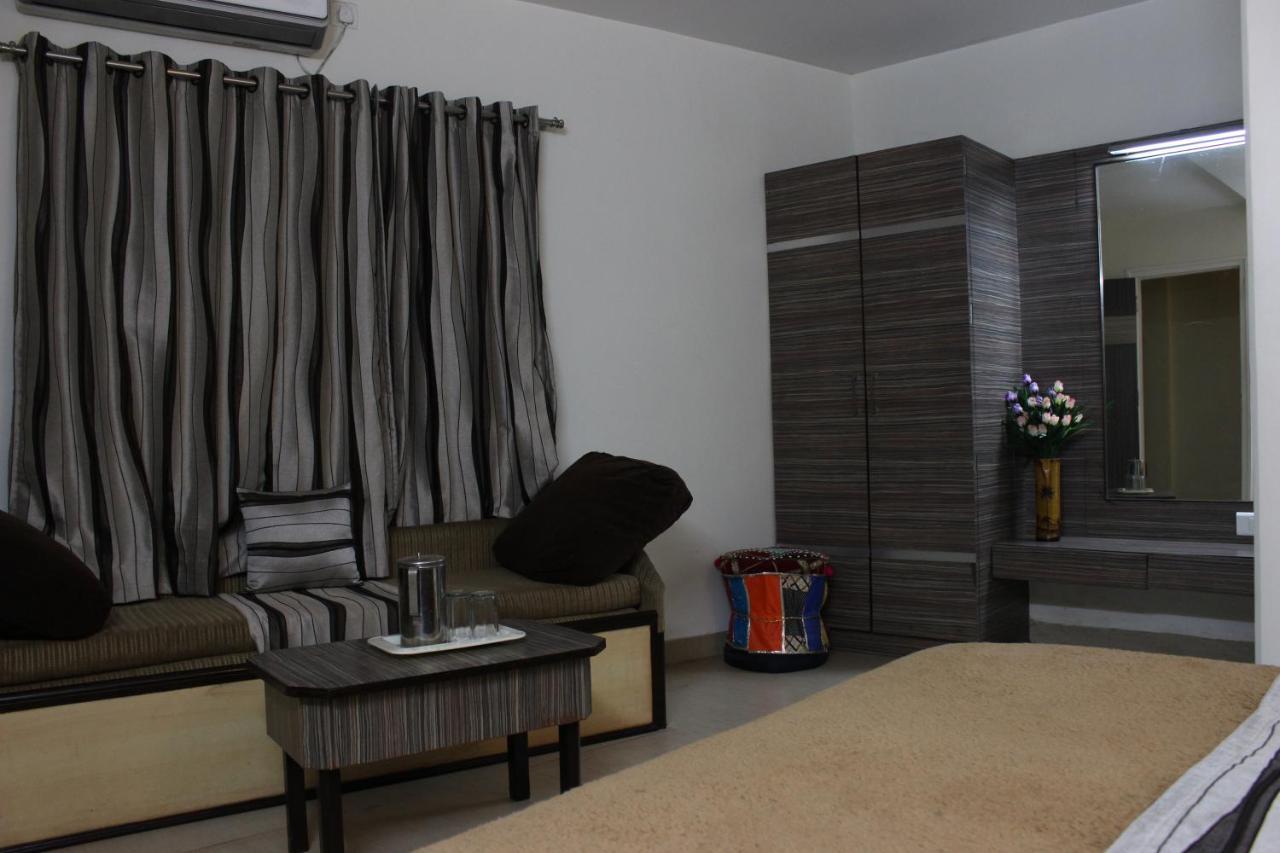 Hotel Rama Executive ماهاباليشوار المظهر الخارجي الصورة